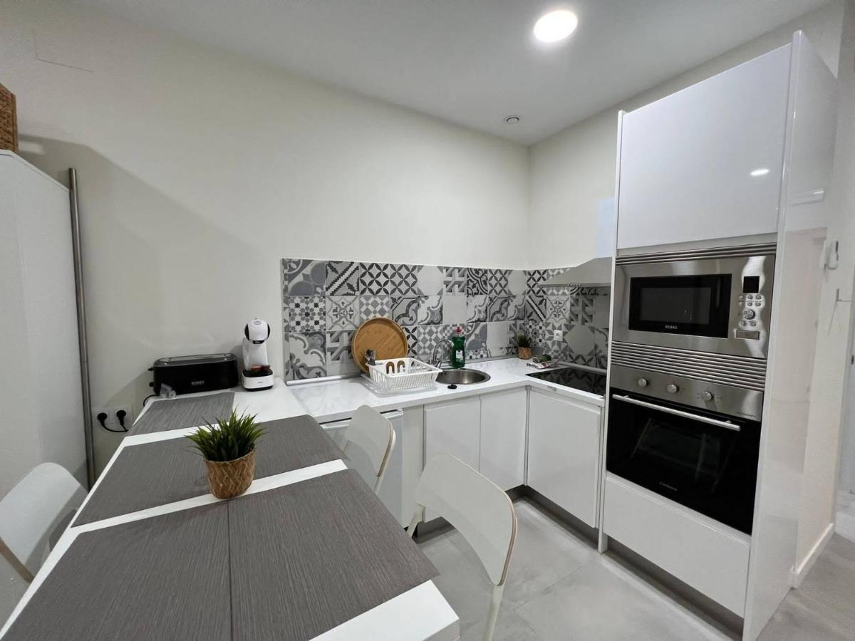 Centro Estudio Trinidad Malaga 3 Zewnętrze zdjęcie